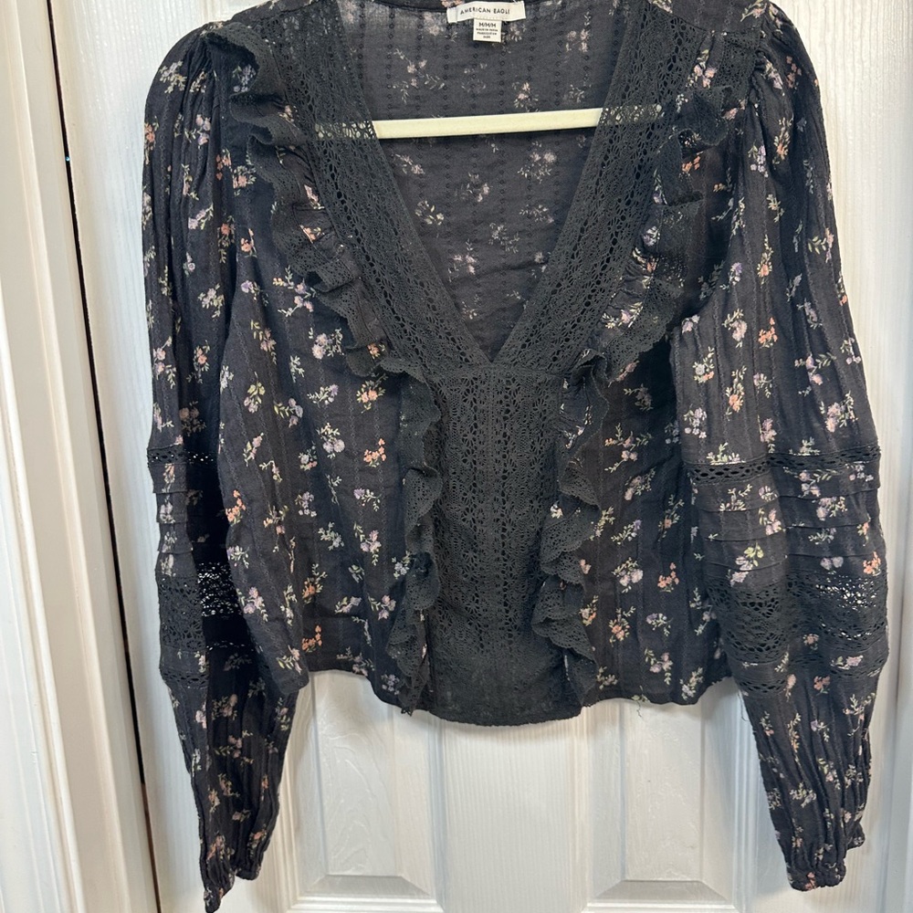American Eagle Outfitters Black Puff Sleeve Floral Boho Blouse